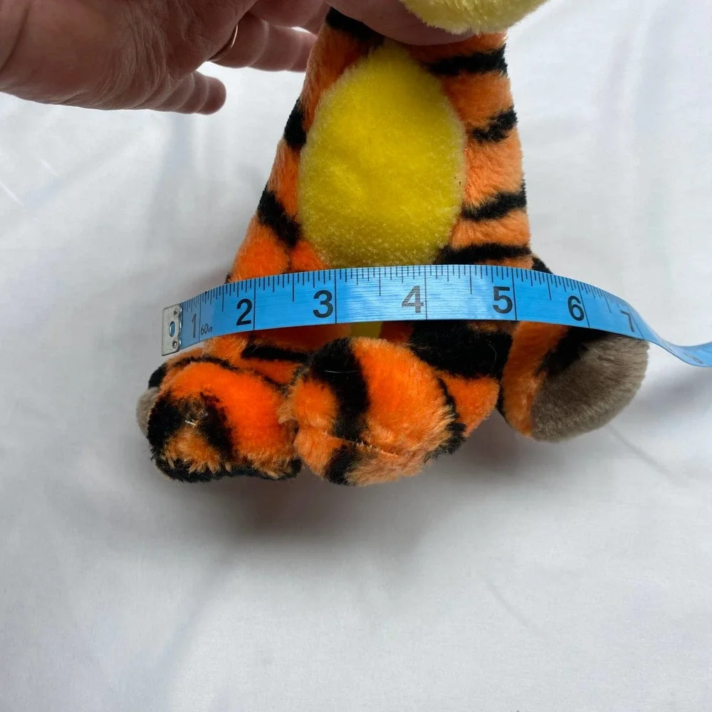 Disneyland Walt Disney World Tigger plush toy 10